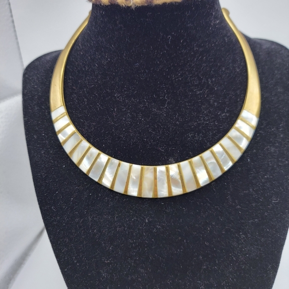 Vintage Brass Choker w/Mother of Pearl  & Brass Cuff w/MOP,  GC. - Picture 8 of 12